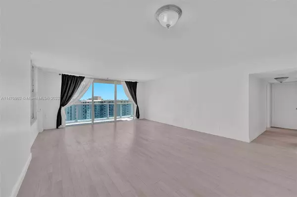 3800 S Ocean Dr #1720, Hollywood, FL 33019