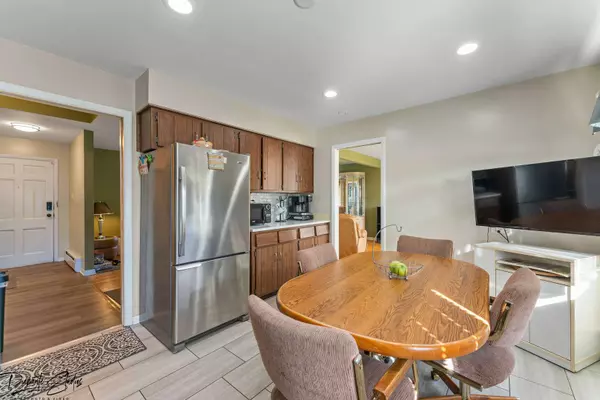 200 Division Street, Melrose Park, IL 60160