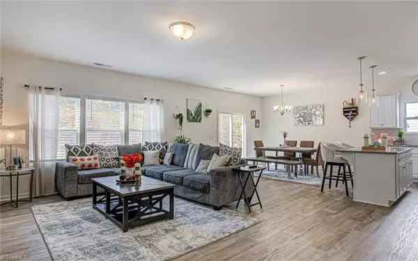 4740 Wesmar CT, Pfafftown, NC 27040