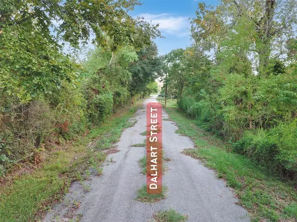 1908 Dalhart ST, Dayton, TX 77535