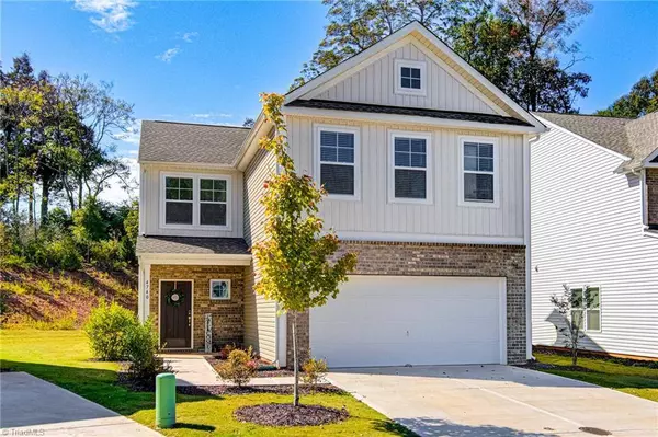 4740 Wesmar CT, Pfafftown, NC 27040