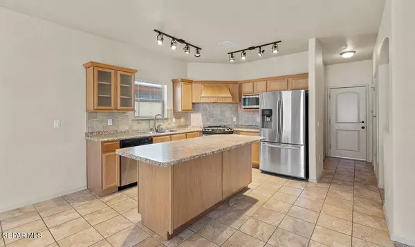 11541 MEREJILDO MADRID Street, El Paso, TX 79934