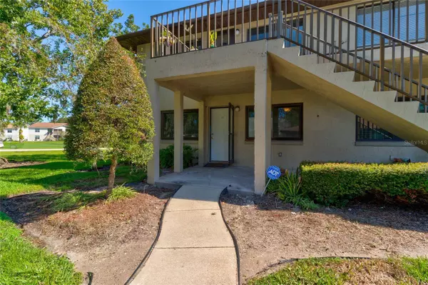 1601 BIG TREE RD #101, South Daytona, FL 32119