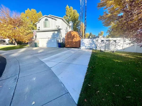 212 Twin Peaks AVE, Elko, NV 89801