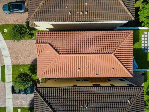 4949 NW 55th Pl, Tamarac, FL 33319