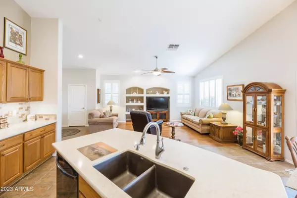 4243 E TORREY PINES Lane, Chandler, AZ 85249