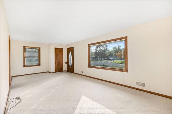 9343 Chicago AVE S, Bloomington, MN 55420