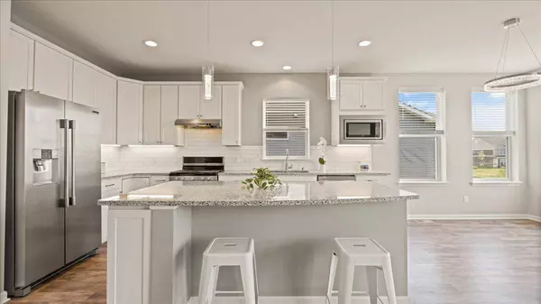 13755 56th AVE N, Plymouth, MN 55446