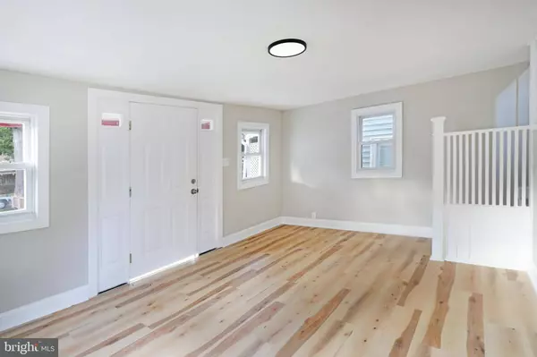 127 1ST AVE, Pitman, NJ 08071