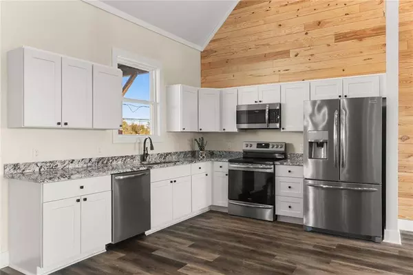 3368 RESORT LN, Des Allemands, LA 70030