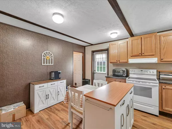 19 FIR ST, Fredericksburg, PA 17026