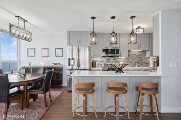 4800 S Chicago Beach Drive #1601N, Chicago, IL 60615