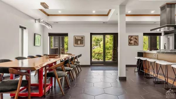 7717 Main ST, Hunter, NY 12442