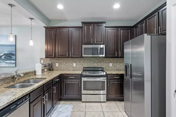 8133 Roseville Rd, Davenport, FL 33896