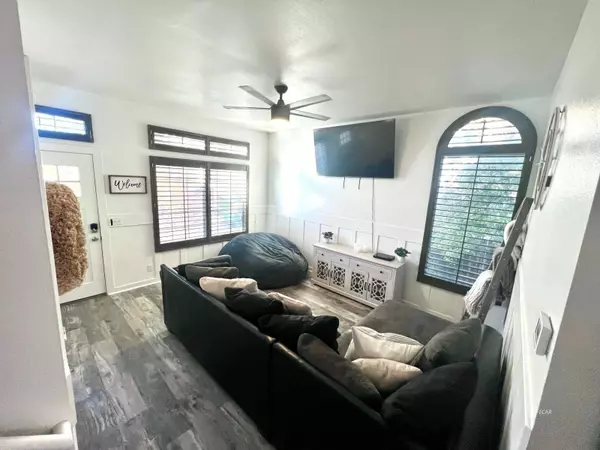 212 Twin Peaks AVE, Elko, NV 89801