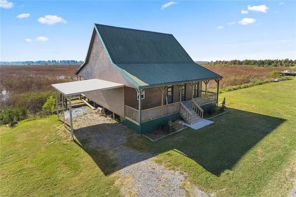 3368 RESORT LN, Des Allemands, LA 70030