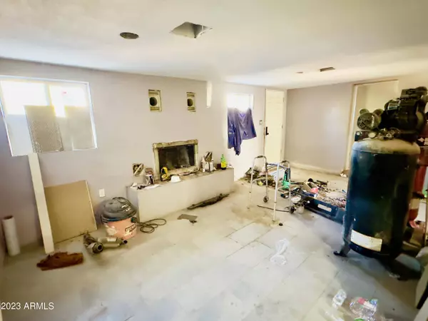 3301 W MARICOPA Street, Phoenix, AZ 85009