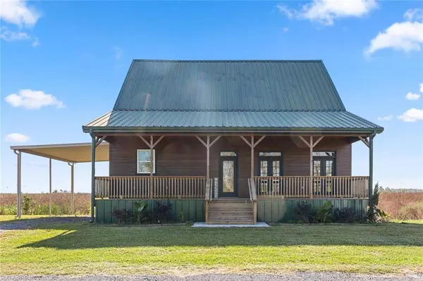 3368 RESORT LN, Des Allemands, LA 70030