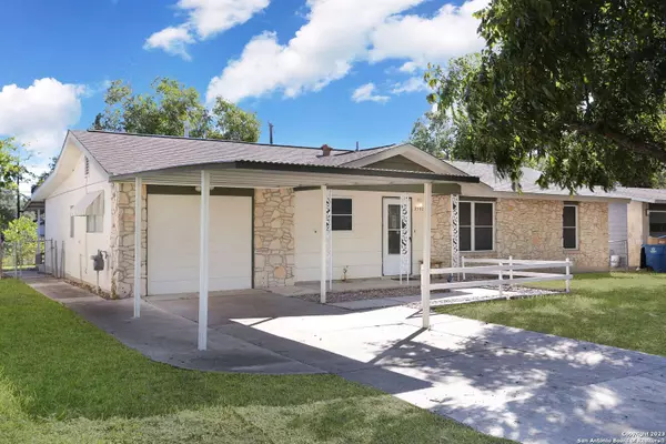 3502 Autumn Ln, Kirby, TX 78219