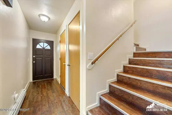 3080 Brookridge CIR, Anchorage, AK 99504