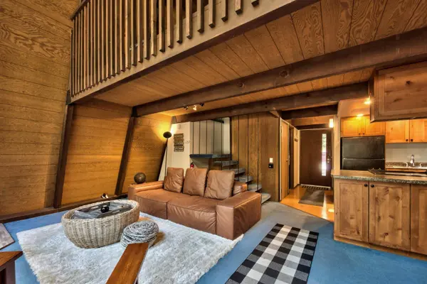 11426 Baden Road, Truckee, CA 96161