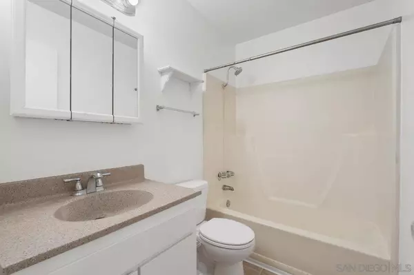 4234 Camino Ticino, San Diego, CA 92122