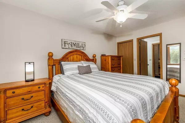 25 Creekwood Lane, Galena, IL 61036