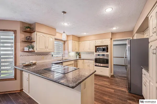 724 N 148th Street, Omaha, NE 68154