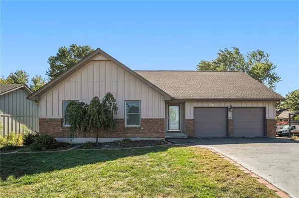 12311 W 99th ST, Lenexa, KS 66215