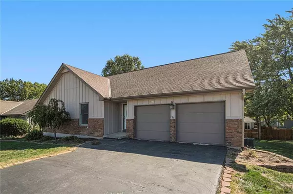 12311 W 99th ST, Lenexa, KS 66215