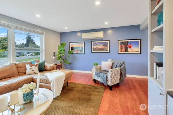 5427 S Prentice ST, Seattle, WA 98178