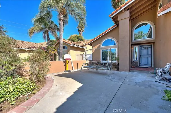 13452 Pico CT, Fontana, CA 92336