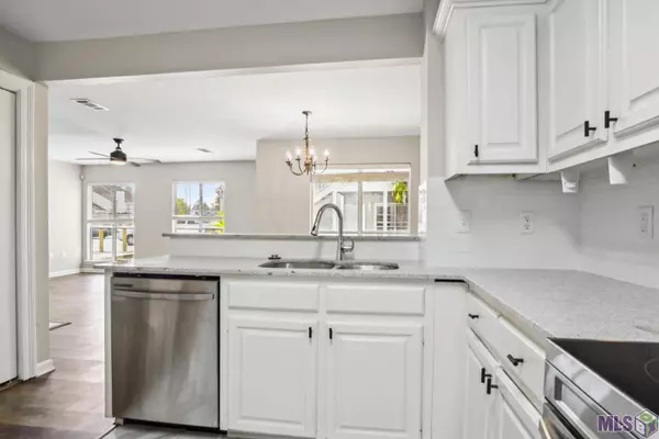 5139 NICHOLSON DR #B35, Baton Rouge, LA 70820