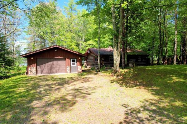 6269 SHAUGHNESSY LN, Land O Lakes, WI 54540