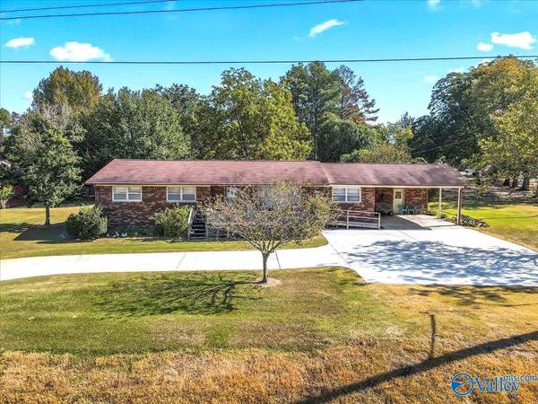1204 North Main Street, Arab, AL 35016