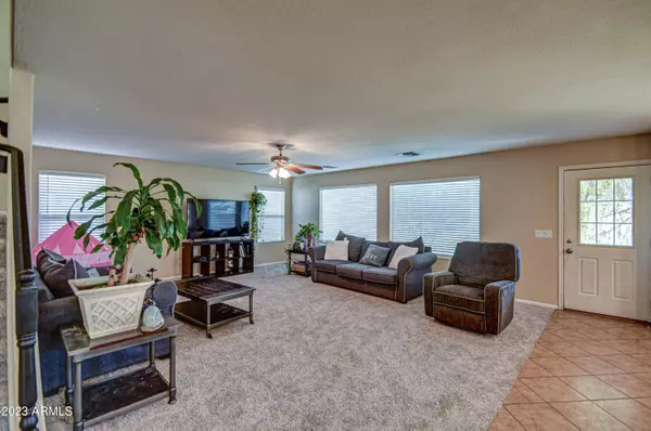 110 W GOLD DUST Way, San Tan Valley, AZ 85143