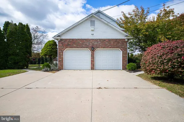 2645 FRANKLIN DR, Vineland, NJ 08361