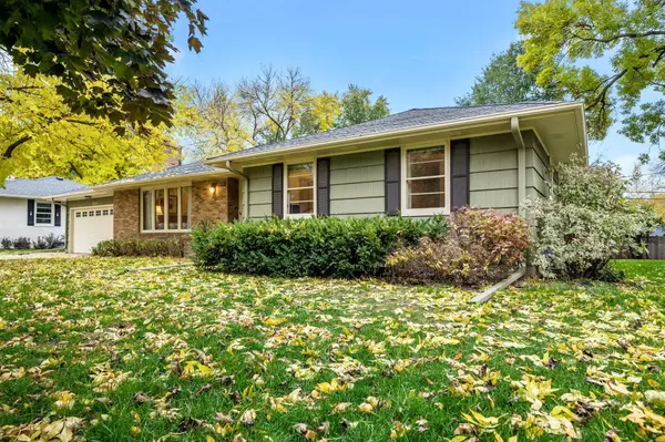 5029 W 56th ST, Edina, MN 55436