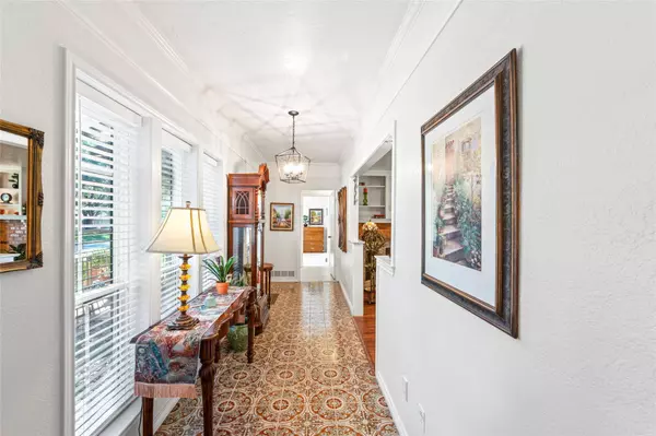 1305 Thunderbrook Drive, Desoto, TX 75115