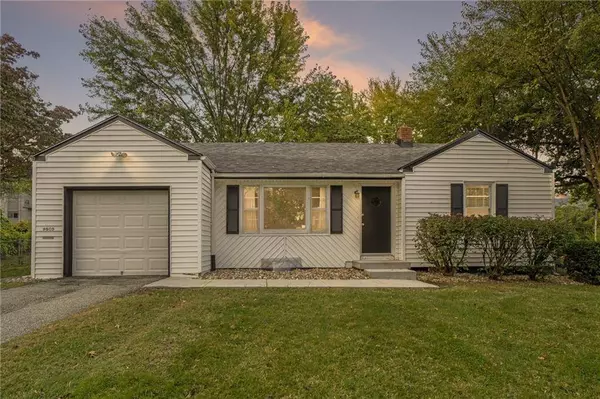 9805 E 59th TER, Raytown, MO 64133