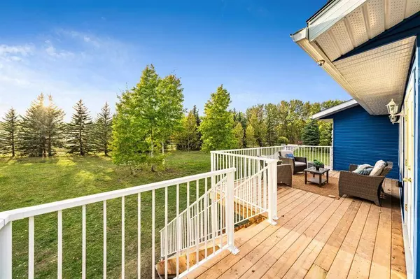 192257 146th AVE W, Priddis, AB T0L 1W2