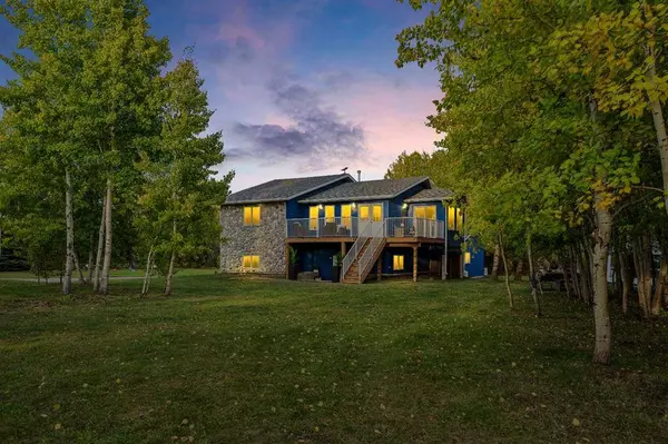 192257 146th AVE W, Priddis, AB T0L 1W2