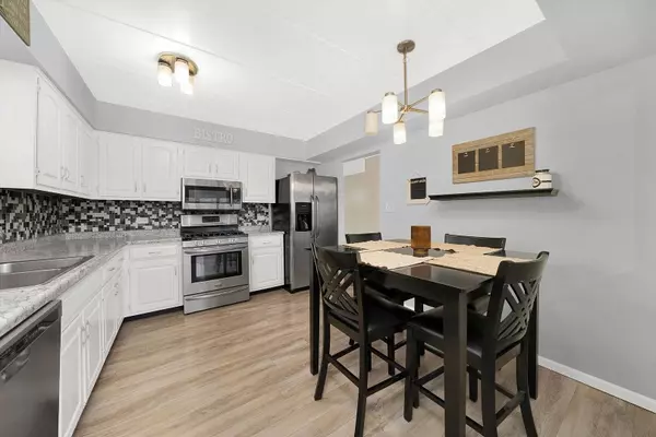 15239 Catalina DR #2, Orland Park, IL 60462