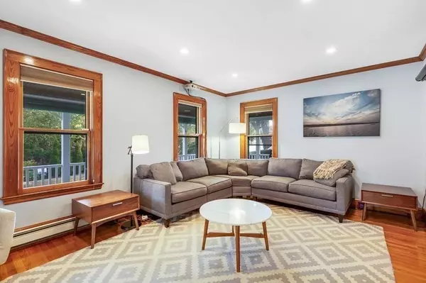 54 Lynde Ave, Melrose, MA 02176