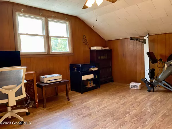 10 Lynn Drive, Glenville, NY 12302