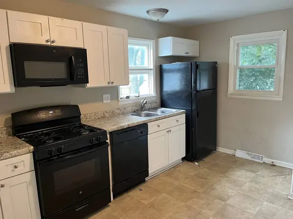 1411 N Raynor Avenue, Joliet, IL 60435