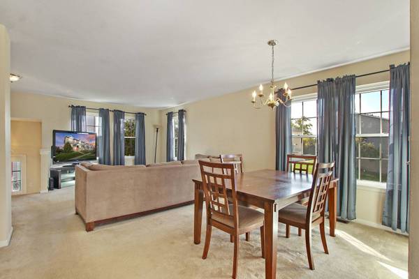 44 W Big Horn DR, Hainesville, IL 60073