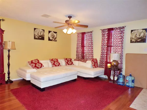 517 Merton Court, Fort Worth, TX 76036