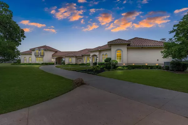 10285 A Zipper Road, Pilot Point, TX 76258