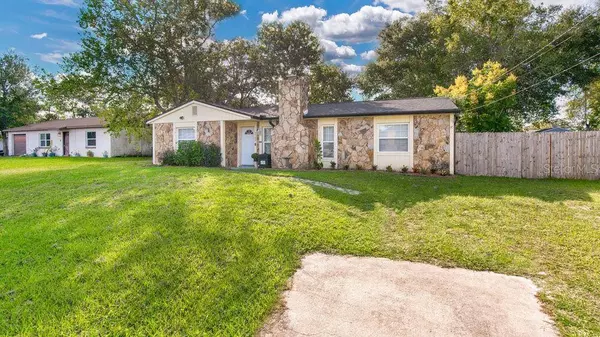 1742 TALMADGE ST, Deland, FL 32724